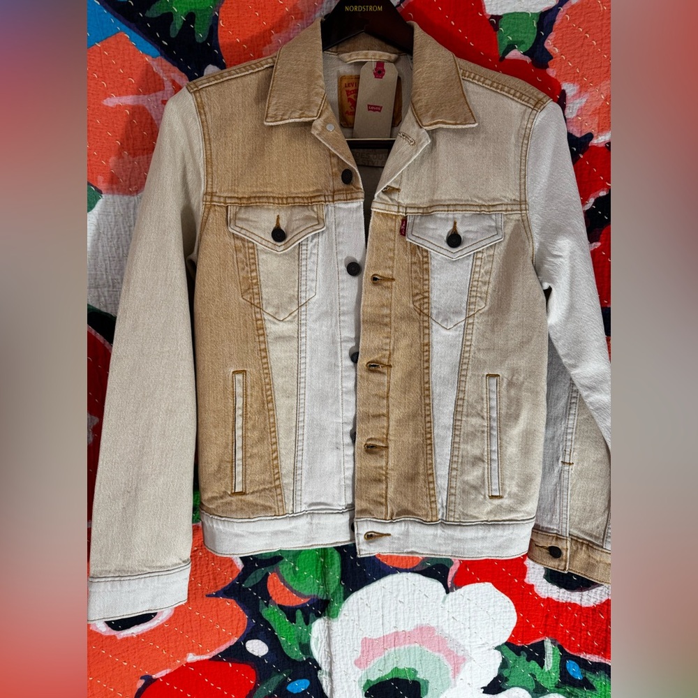 Levi's Two-Tone Denim Jacket - Beige and White